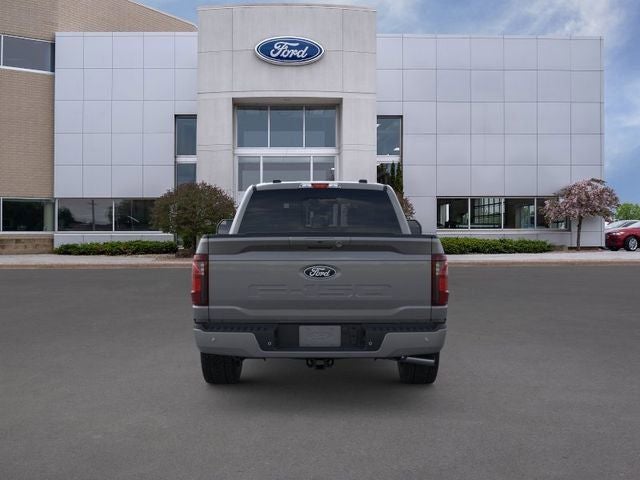 2026 Ford F-150 XLT w/Tailgate Step + Blue Cruise