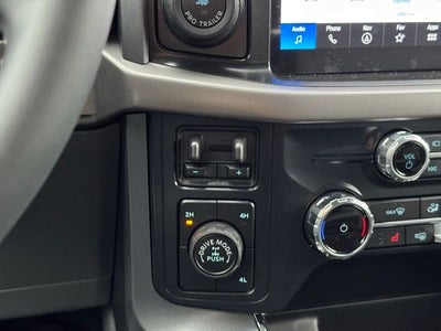 2026 Ford F-150 XLT w/Tailgate Step