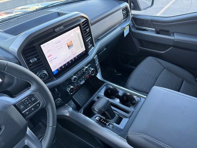 2026 Ford F-150 XLT w/20" Wheels + FX4 Pkg