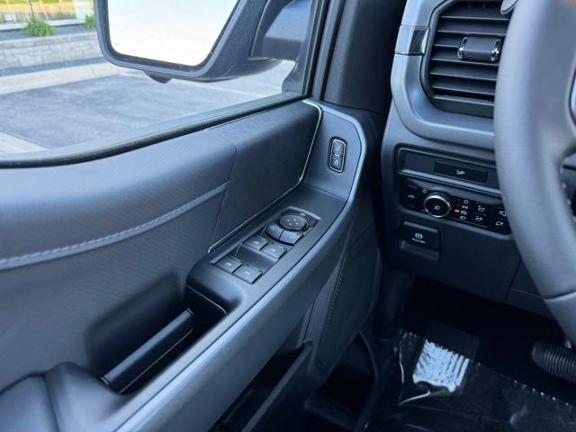 2026 Ford F-150 XLT w/20" Wheels + FX4 Pkg