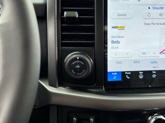 2026 Ford F-150 XLT w/Tailgate Step