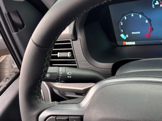 2026 Ford F-150 XLT w/Tailgate Step