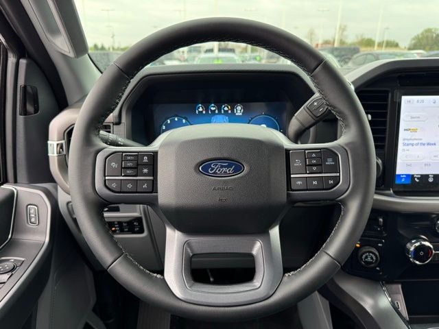 2026 Ford F-150 XLT w/Tailgate Step