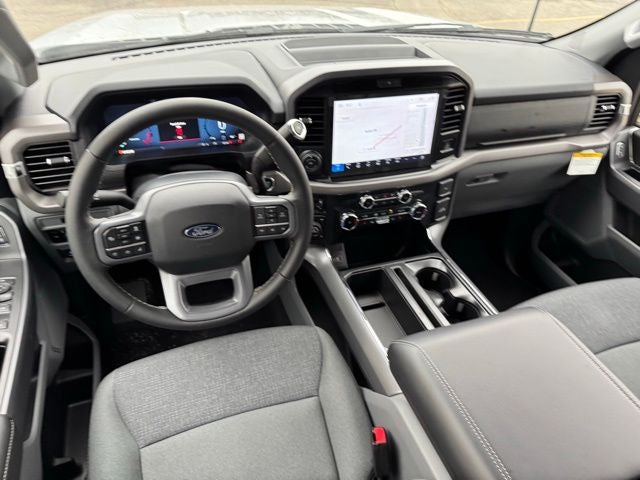 2026 Ford F-150 XLT w/Tailgate Step