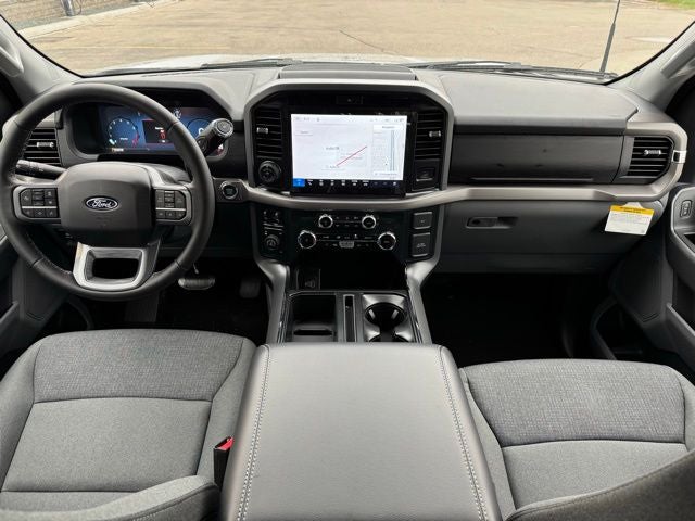 2026 Ford F-150 XLT w/Tailgate Step