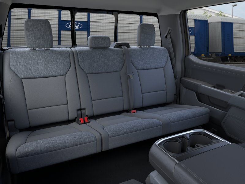 2026 Ford F-150 XLT w/Tailgate Step + FX4 Pkg