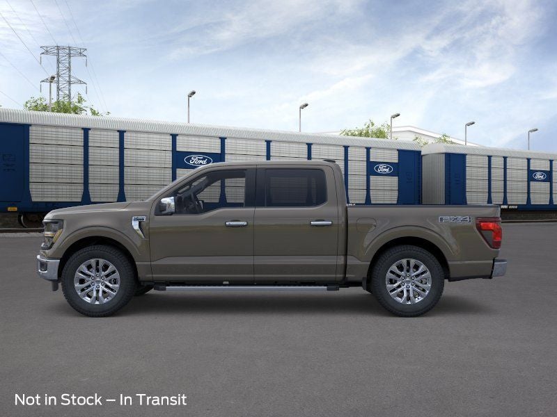 2026 Ford F-150 XLT w/Tailgate Step + FX4 Pkg