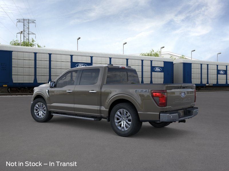 2026 Ford F-150 XLT w/Tailgate Step + FX4 Pkg