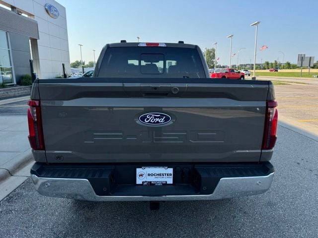 2026 Ford F-150 XLT w/Tailgate Step + FX4 Pkg