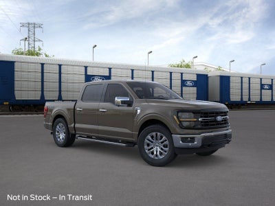 2026 Ford F-150 XLT w/Tailgate Step + FX4 Pkg