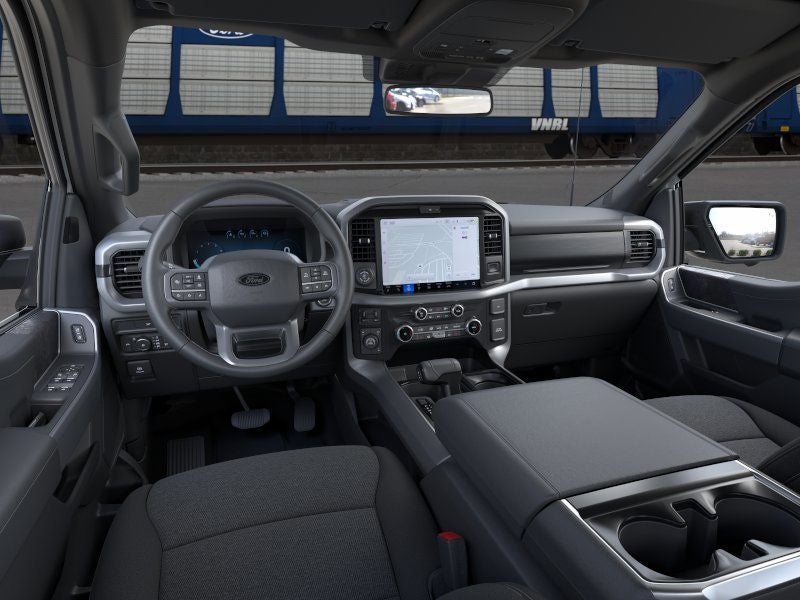 2026 Ford F-150 XLT 6.5' Bed w/Tailgate Step