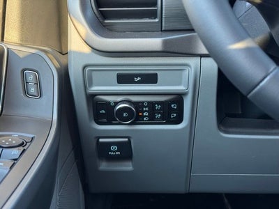 2026 Ford F-150 XLT w/Tailgate Step + FX4 Pkg