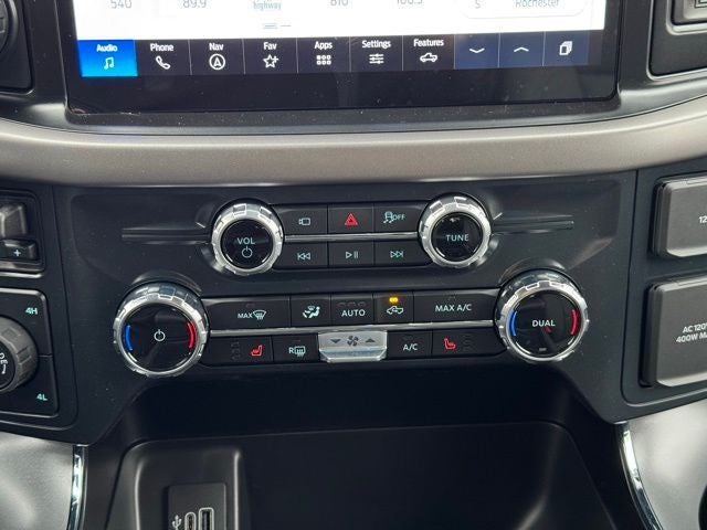 2026 Ford F-150 XLT w/Tailgate Step