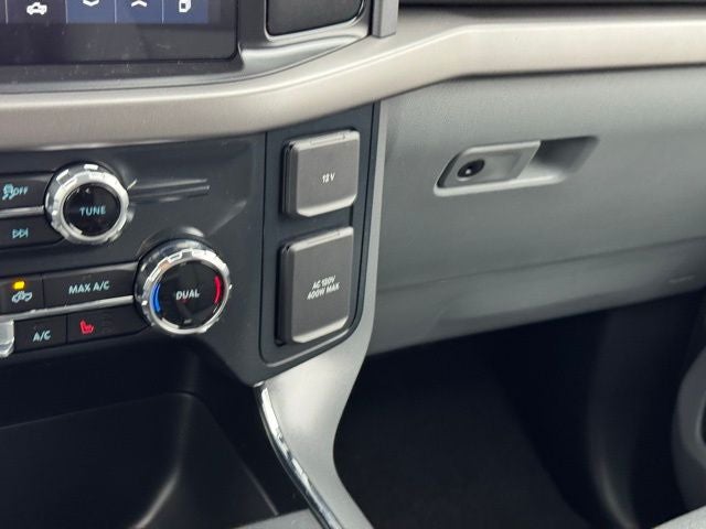 2026 Ford F-150 XLT w/Tailgate Step