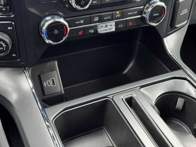 2026 Ford F-150 XLT w/Tailgate Step