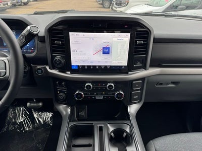 2026 Ford F-150 XLT w/Tailgate Step