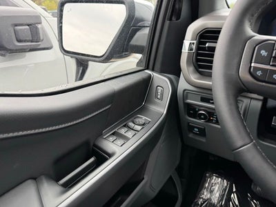 2026 Ford F-150 XLT w/Tailgate Step