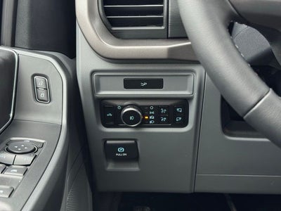 2026 Ford F-150 XLT w/Tailgate Step