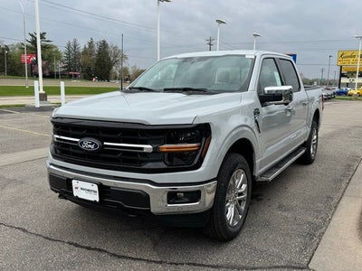 2026 Ford F-150 XLT w/Tailgate Step + Tailgate Step