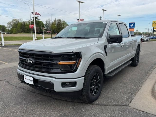 2026 Ford F-150 XLT 6.5' Bed w/Tailgate Step