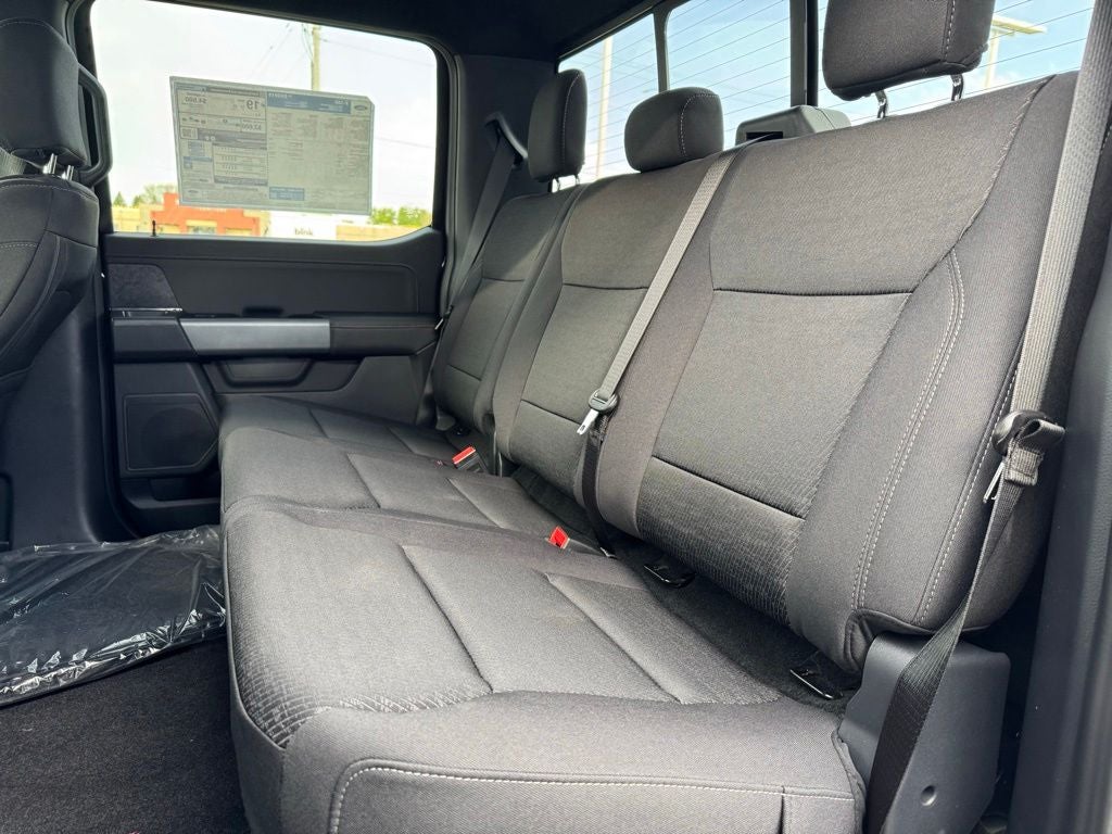 2026 Ford F-150 XLT 6.5" Bed w/Tailgate Step