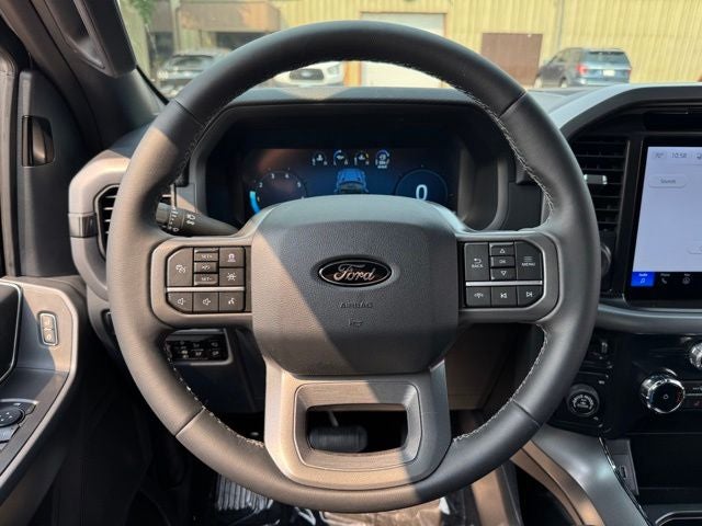 2026 Ford F-150 XLT 6.5' Bed w/Tailgate Step