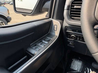 2026 Ford F-150 XLT 6.5' Bed w/Tailgate Step