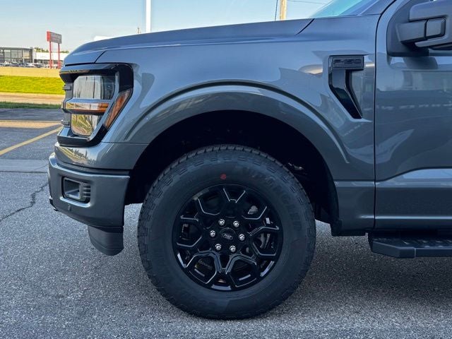 2026 Ford F-150 XLT w/Black App Pkg