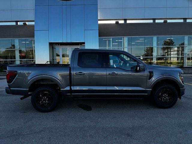 2026 Ford F-150 XLT w/Black App Pkg