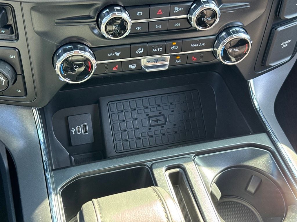 2026 Ford F-150 XLT w/20" Wheels + 7.2KW Pro Power
