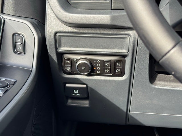 2025 Ford F-150 XLT w/ Tow Pkg