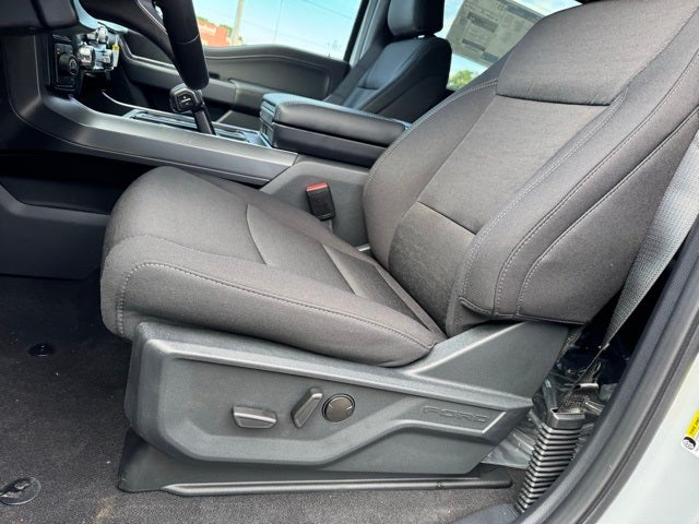 2025 Ford F-150 XLT w/ Tow Pkg