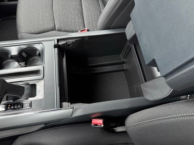 2025 Ford F-150 XLT w/Max Tow Rear Axle + Tailgate Step