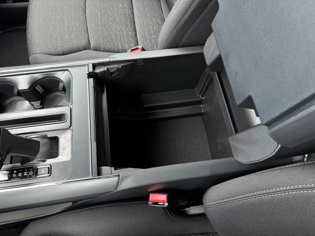 2025 Ford F-150 XLT w/Max Tow Rear Axle + Tailgate Step