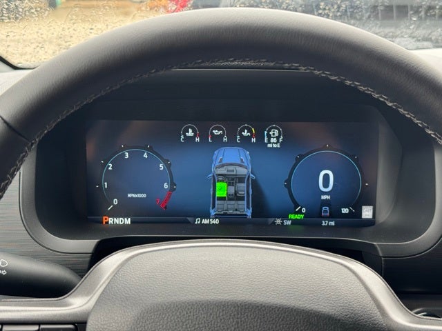 2025 Ford F-150 XLT w/Max Tow Rear Axle + Tailgate Step