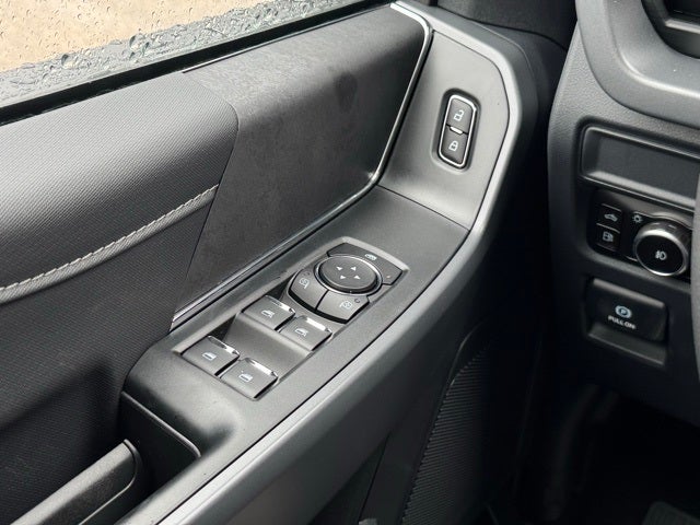 2025 Ford F-150 XLT w/Max Tow Rear Axle + Tailgate Step