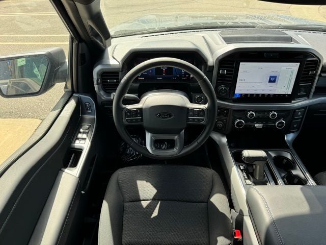 2025 Ford F-150 XLT w/7.2KW Pro Power Onboard + Max Tow Rear Axle