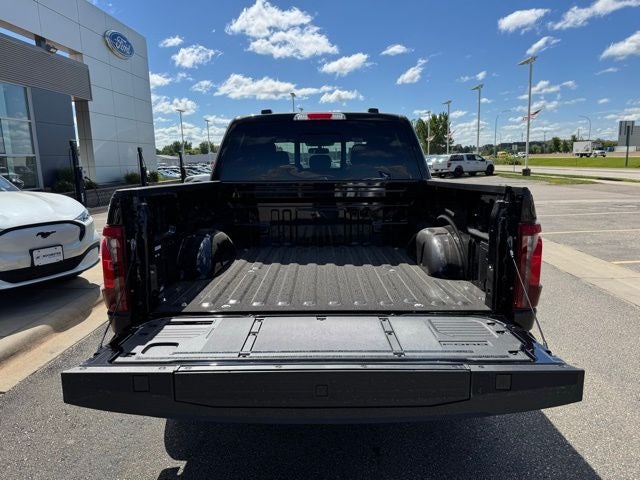 2025 Ford F-150 XLT w/7.2KW Pro Power Onboard + Max Tow Rear Axle