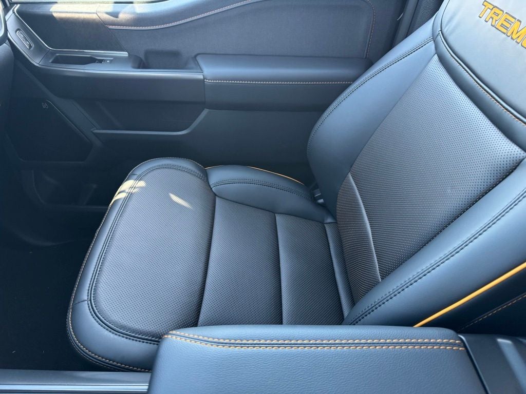 2026 Ford F-150 Tremor w/Twin Panel Moonroof + Heads Up Display