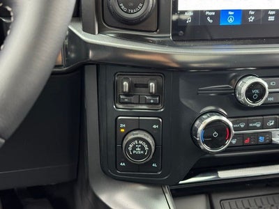 2026 Ford F-150 Lariat w/FX4 Pkg + Twin Panel Roof