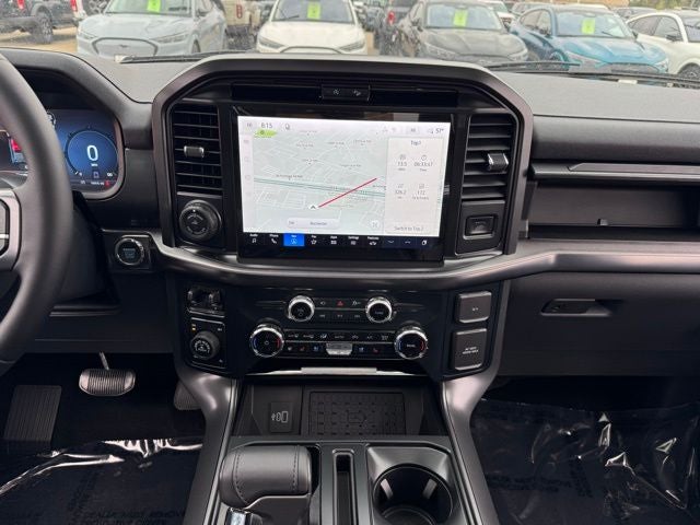 2026 Ford F-150 Lariat w/FX4 Pkg + Twin Panel Roof