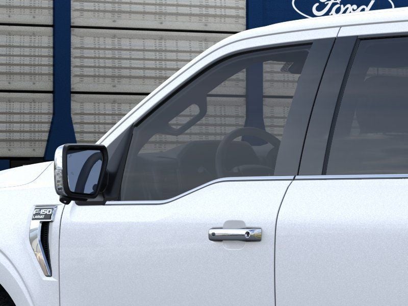 2026 Ford F-150 Lariat w/Twin Panel Roof + FX4 Pkg