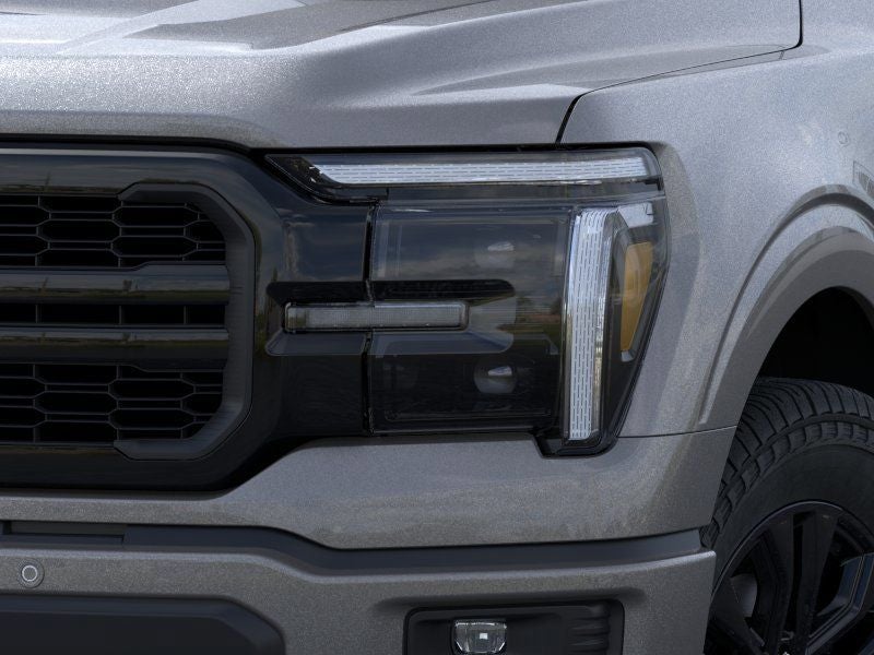 2026 Ford F-150 Lariat w/Twin Panel Roof + FX4 Pkg