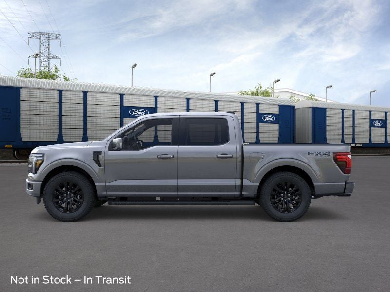 2026 Ford F-150 Lariat w/Twin Panel Roof + FX4 Pkg
