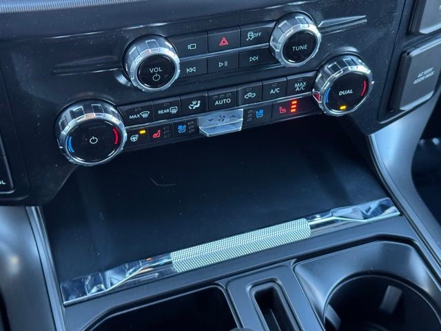 2026 Ford F-150 Lariat w/FX4 Pkg + Pro Access Tailgate