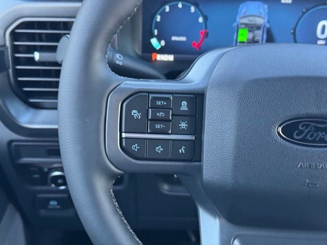 2026 Ford F-150 Lariat w/FX4 Pkg + Pro Access Tailgate
