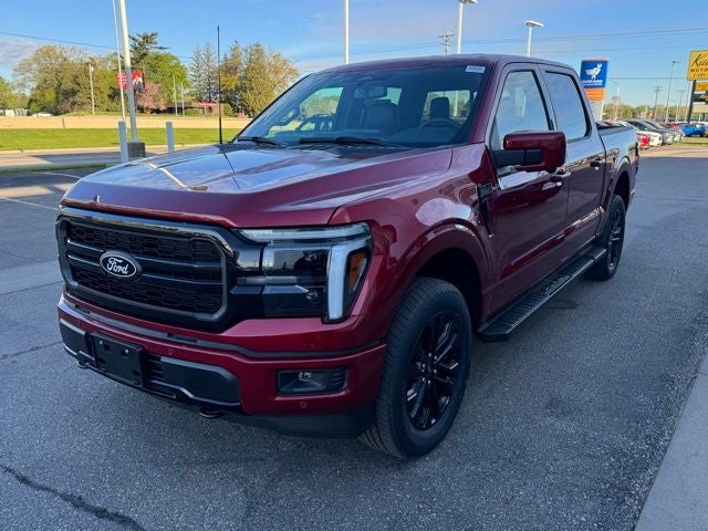 2026 Ford F-150 Lariat w/FX4 Pkg + Pro Access Tailgate