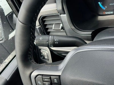 2026 Ford F-150 Lariat w/Twin Panel Roof + FX4 Pkg