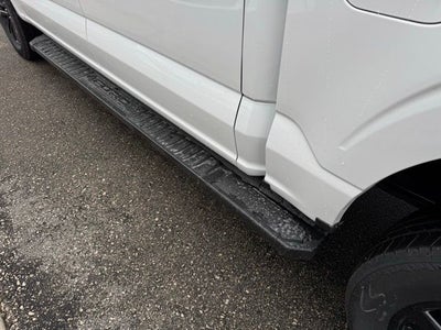 2026 Ford F-150 Lariat w/Twin Panel Roof + FX4 Pkg
