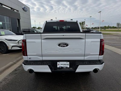 2026 Ford F-150 Lariat w/Twin Panel Roof + FX4 Pkg